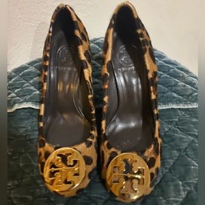 Tory Burch Cheetah Leopard Print Wedges 🌟🌟🌟🌟